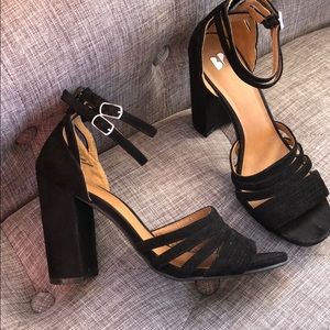 BP Black Suede Like Strappy Block Heel Sandals size 6